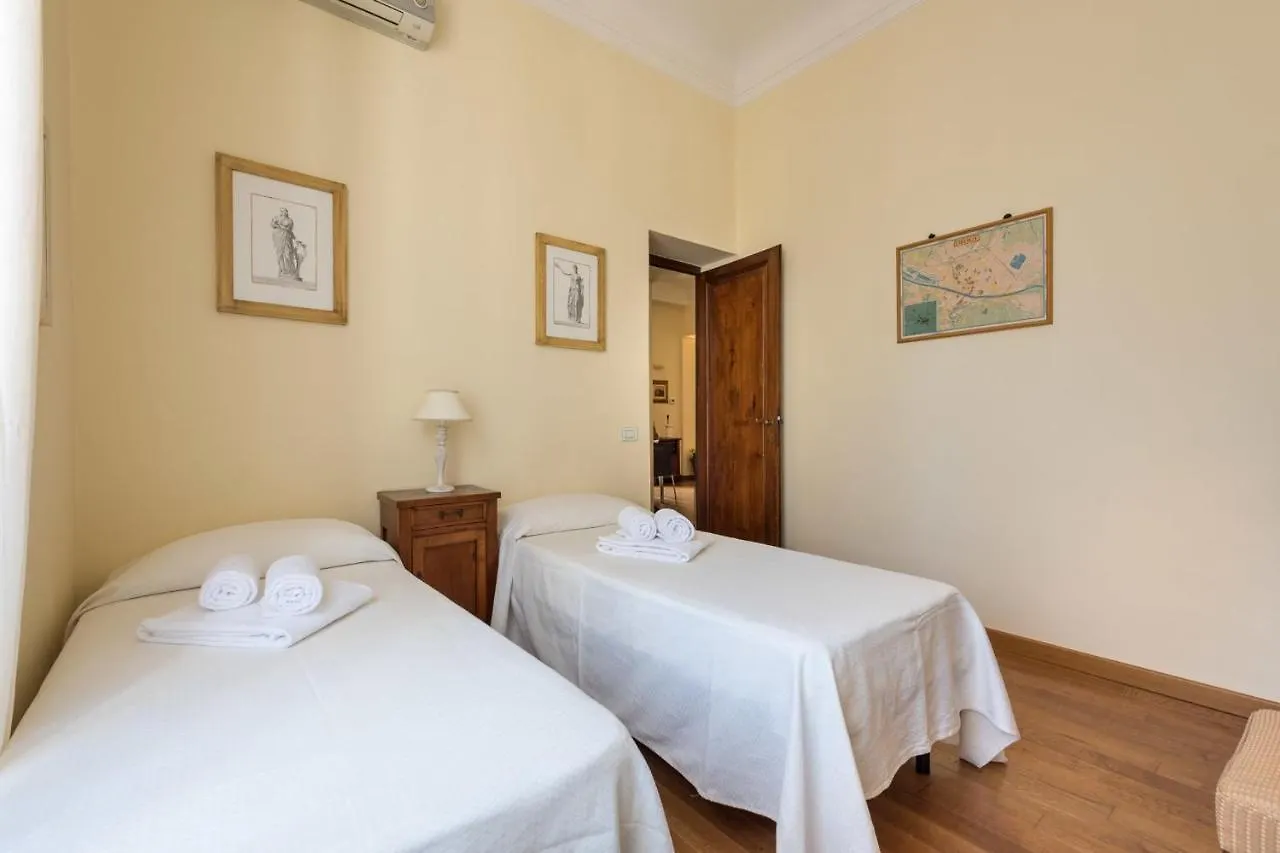 Charming 2Bed Apartment Overlooking Duomo - Hosted By Sweetstay Firenze 0*,